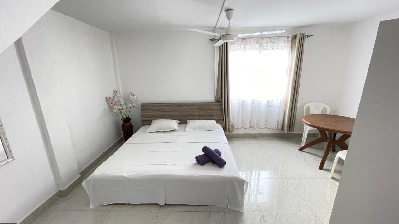 Sun & Shine Holiday Resort Flic en Flac Exterior foto